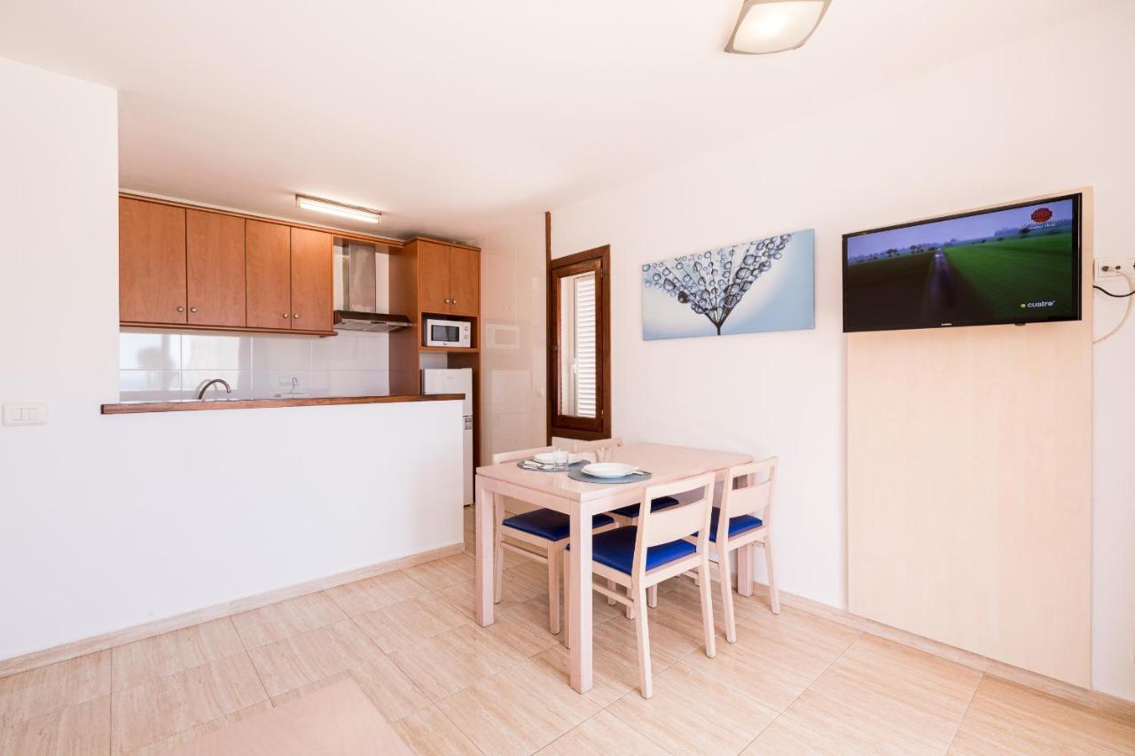 Vistamar I - Mc Apartments Ibiza Плая ден Боса Екстериор снимка